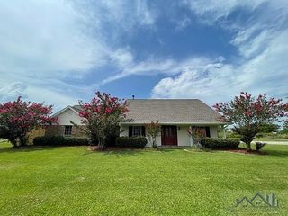 Foreclosed Home - 202 COUNTRY VILLAGE DR, 70394