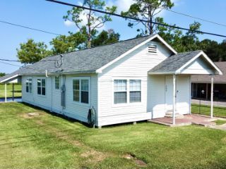 Foreclosed Home - 200 ST ANN ST, 70394