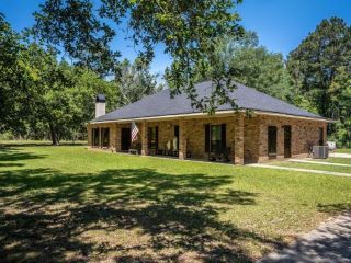 Foreclosed Home - 46270 CHILLS BLUE SPRINGS RD, 70401