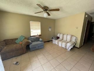 Foreclosed Home - 1411 HOOKS DR, 70401