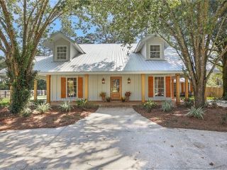 Foreclosed Home - 238 OAK HOLLOW DR, 70401
