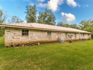 Foreclosed Home - 43091 HOLDER LN, 70403