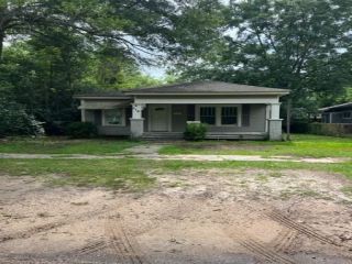 Foreclosed Home - 516 AVENUE H, 70427