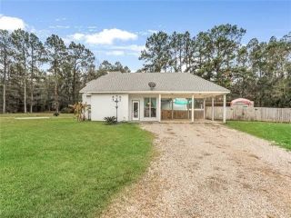 Foreclosed Home - 15406 TCHEFUNCTE DR, 70433