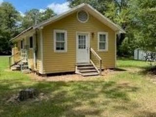Foreclosed Home - 23131 HIGHWAY 1084, 70435