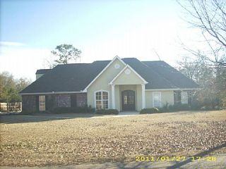 Foreclosed Home - List 100010136