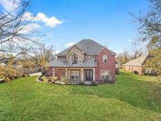 Foreclosed Home - 39775 ROU MAR NEI DR, 70454