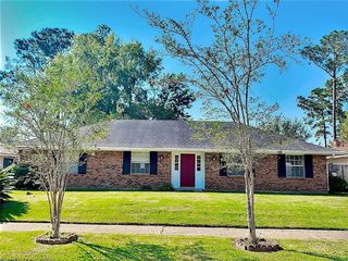 Foreclosed Home - 1648 EASTWOOD DR, 70458