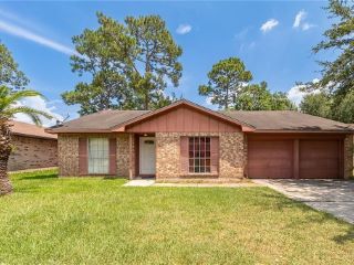 Foreclosed Home - 120 W QUEENS DR, 70458