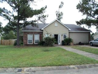 Foreclosed Home - 2454 HEADWATERS DR, 70460
