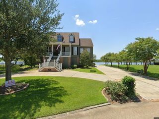 Foreclosed Home - 1072 PENINSULA DR, 70460