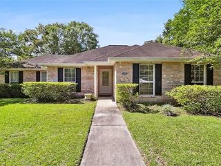 Foreclosed Home - 215 REDWOOD ST, 70460