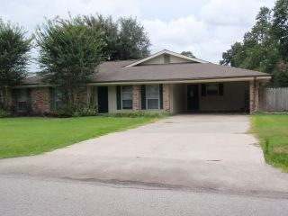 Foreclosed Home - 106 S WILLIAM DR # D, 70506