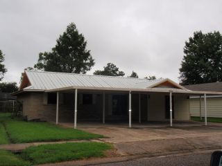 Foreclosed Home - 112 SORORITY DR, 70506