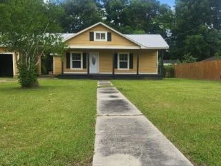 Foreclosed Home - 402 MAUDE AVE, 70510