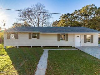 Foreclosed Home - 703 OZITE ST, 70510