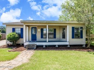 Foreclosed Home - 1029 CHES BROUSSARD RD, 70517