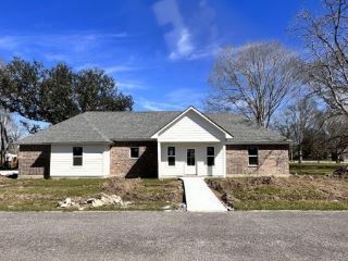 Foreclosed Home - 1012 TIMBER TRAILS RD, 70517