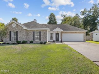 Foreclosed Home - 231 LONGLEAF DR, 70518