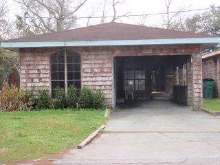 Foreclosed Home - 925 W 3RD ST, 70526