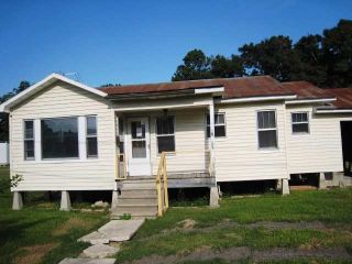 Foreclosed Home - 208 N SUIRE ST, 70533