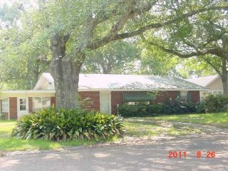Foreclosed Home - 350 N 7TH ST, 70535