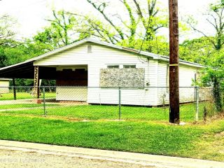 Foreclosed Home - List 100632444
