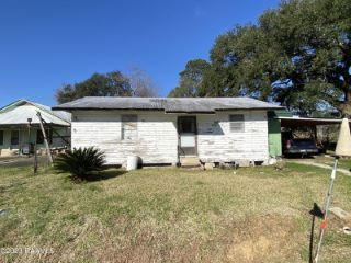 Foreclosed Home - 116 ROBIN ST, 70578
