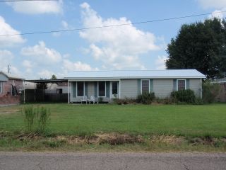 Foreclosed Home - 4128 LANDRY RD, 70583