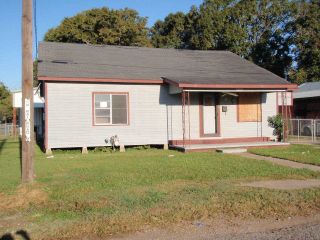 Foreclosed Home - 726 SW RAILROAD AVE, 70586
