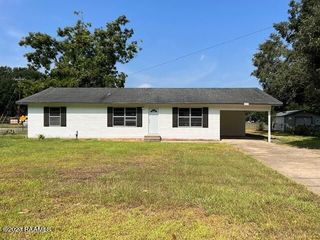 Foreclosed Home - 1422 CHATAIGNIER RD, 70586