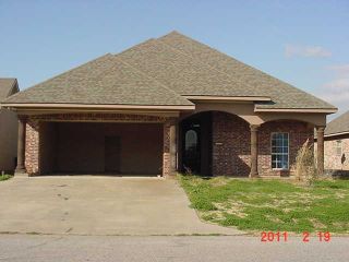 Foreclosed Home - 104 COUNTRY VILLAGE DR, 70592