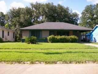 Foreclosed Home - 1910 10TH ST, 70601