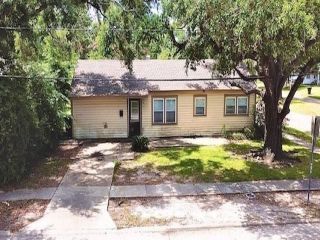 Foreclosed Home - 2200 TULIP ST, 70601