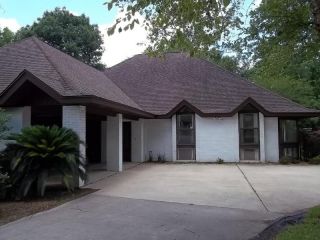 Foreclosed Home - 3545 Adrienne Ln, 70605