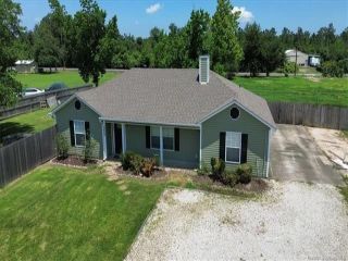 Foreclosed Home - 3428 MARK RD, 70605
