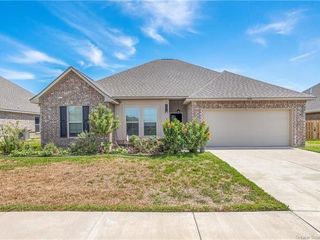 Foreclosed Home - 4529 BEAR CROSSING LN, 70607