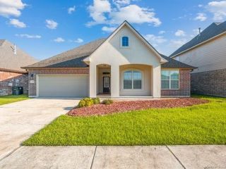 Foreclosed Home - 3119 CREST LN, 70607