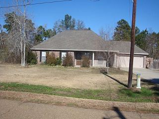 Foreclosed Home - 1826 N BOREL DR, 70611