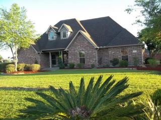 Foreclosed Home - 1728 N Woodland Forest Dr, 70611