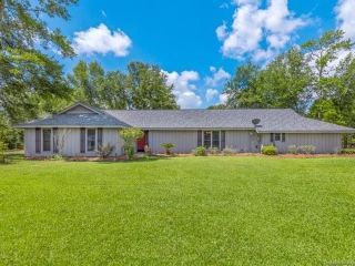 Foreclosed Home - 4420 SWEET BAY DR, 70611
