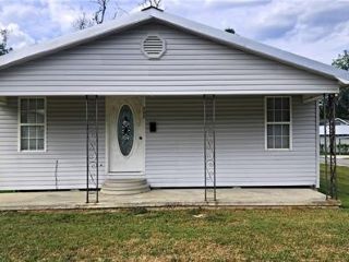 Foreclosed Home - 302 GORDON ST, 70633
