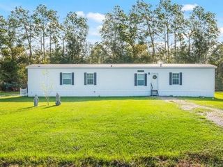 Foreclosed Home - 1704 NEWT HODGES RD, 70657