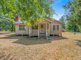 Foreclosed Home - 734 GREEN MOORE RD, 70661