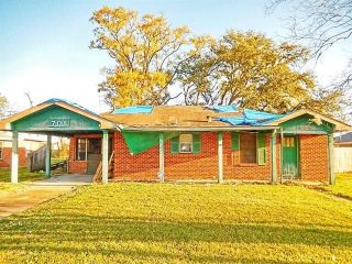 Foreclosed Home - 708 LANDRY ST, 70663