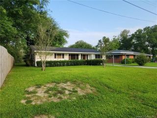 Foreclosed Home - 116 N LIBERATOR ST, 70663