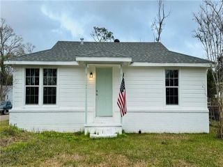 Foreclosed Home - 592 CASS ST, 70663