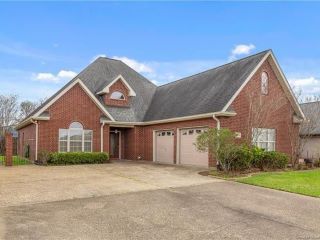 Foreclosed Home - 1004 JACQUES DR, 70663