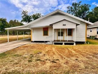 Foreclosed Home - 1015 ALVIN ST, 70663