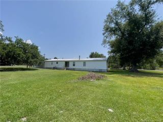Foreclosed Home - 1647 GOLDEN RD, 70665